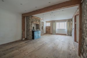 Photo 25- click for photo gallery